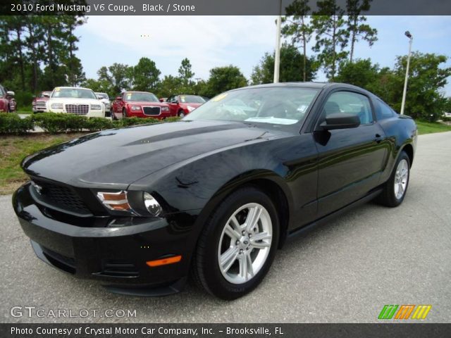 2010 Ford Mustang V6 Coupe in Black