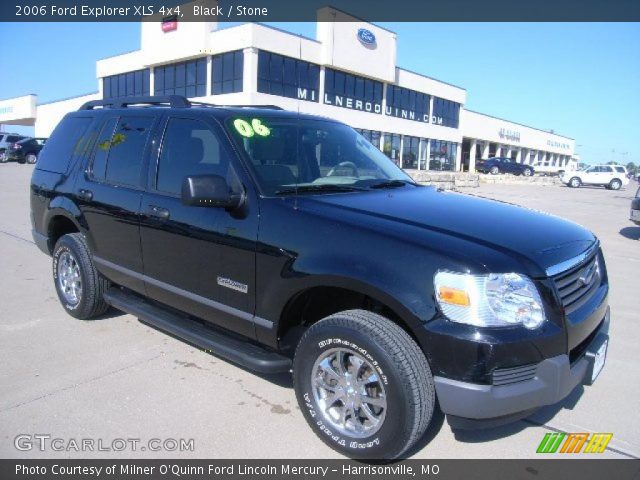 2006 Ford Explorer XLS 4x4 in Black
