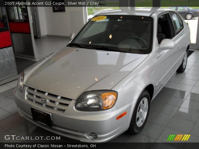 2005 Hyundai Accent GLS Coupe in Silver Mist