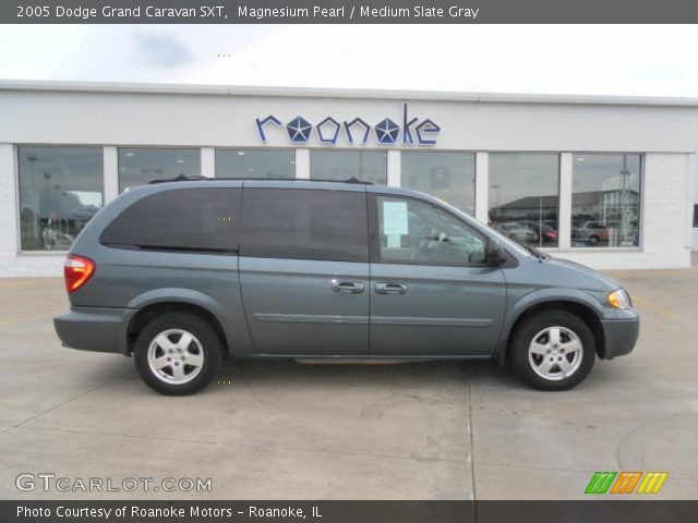 2005 Dodge Grand Caravan SXT in Magnesium Pearl