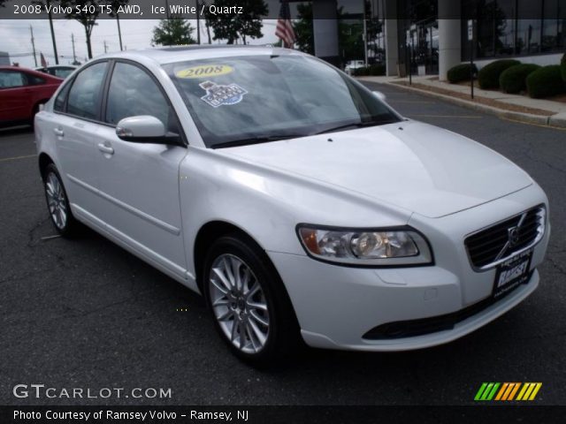 2008 Volvo S40 T5 AWD in Ice White