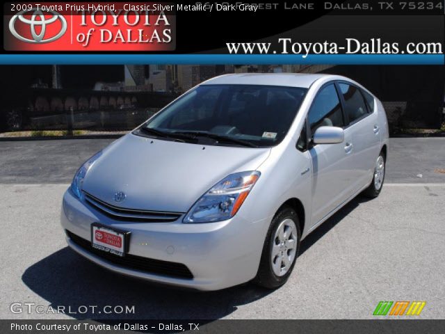 2009 Toyota Prius Hybrid in Classic Silver Metallic