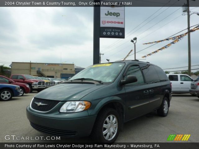 2004 Chrysler Town & Country Touring in Onyx Green Pearlcoat