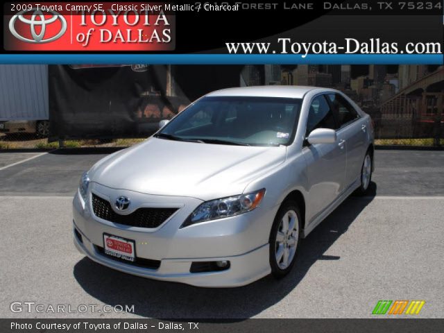 2009 Toyota Camry SE in Classic Silver Metallic