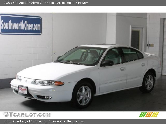 2003 Oldsmobile Alero GL Sedan in Arctic White