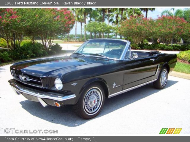1965 Ford Mustang Convertible in Raven Black