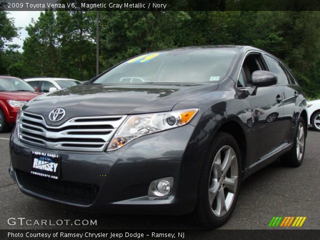 2009 Toyota Venza V6 in Magnetic Gray Metallic