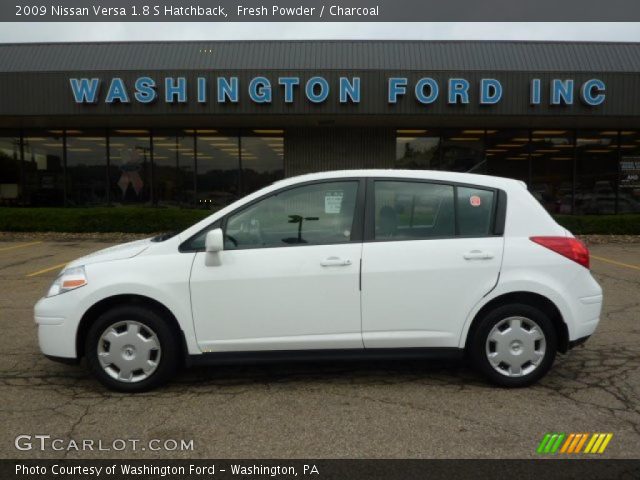 2009 Nissan Versa 1.8 S Hatchback in Fresh Powder