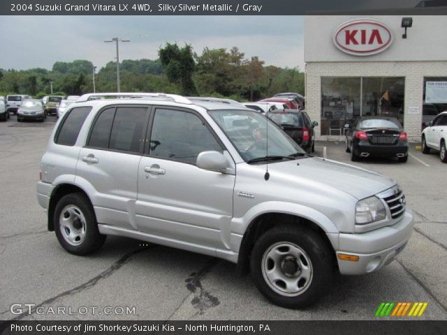2004 Suzuki Grand Vitara LX 4WD in Silky Silver Metallic