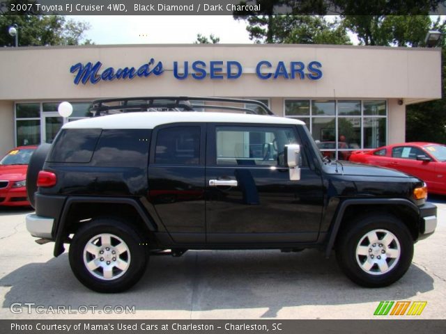 2007 Toyota FJ Cruiser 4WD in Black Diamond