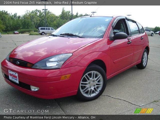 2004 Ford Focus ZX5 Hatchback in Infra-Red