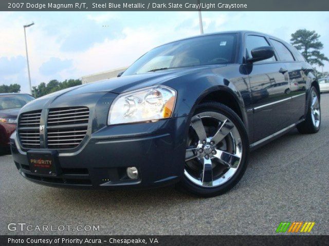 2007 Dodge Magnum R/T in Steel Blue Metallic