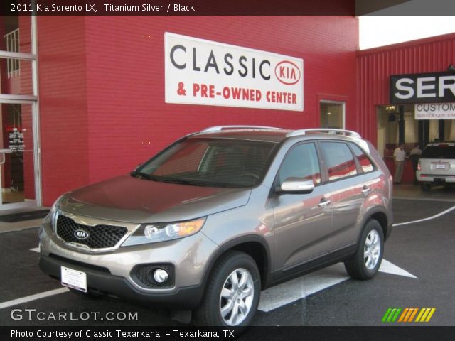 2011 Kia Sorento LX in Titanium Silver