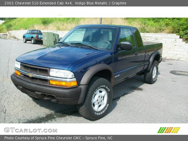 2001 Chevrolet S10 Extended Cab 4x4 in Indigo Blue Metallic