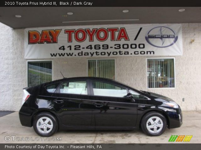 2010 Toyota Prius Hybrid III in Black