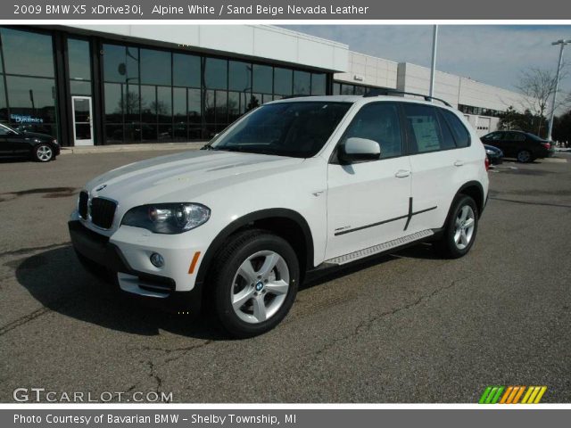 2009 BMW X5 xDrive30i in Alpine White