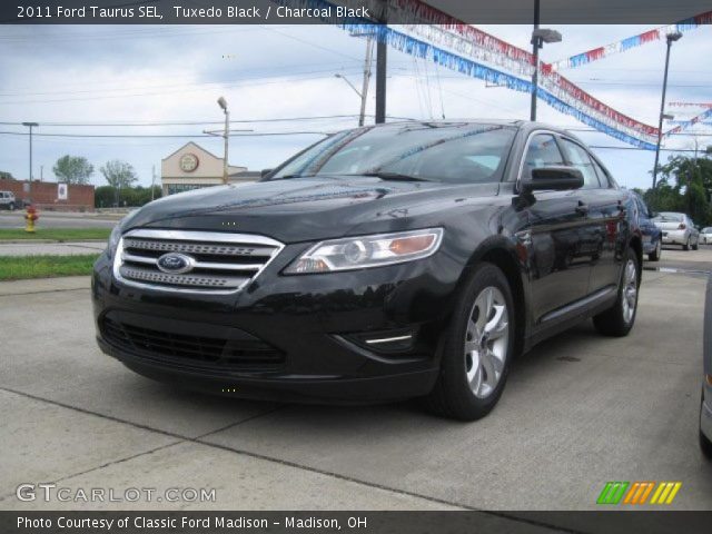 2011 Ford Taurus SEL in Tuxedo Black