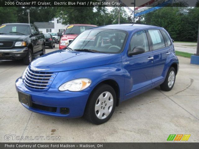 2006 Chrysler PT Cruiser  in Electric Blue Pearl
