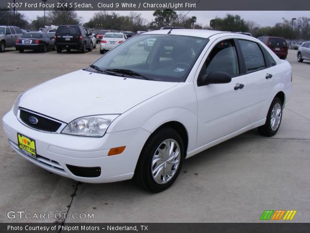 2007 Ford Focus ZX4 S Sedan in Cloud 9 White