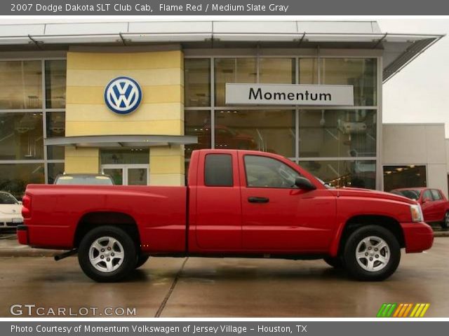 2007 Dodge Dakota SLT Club Cab in Flame Red