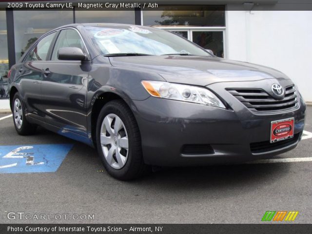 2009 Toyota Camry LE in Magnetic Gray Metallic