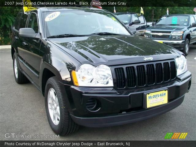 2007 Jeep Grand Cherokee Laredo 4x4 in Black