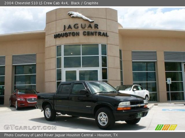 2004 Chevrolet S10 LS Crew Cab 4x4 in Black