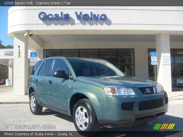 2006 Saturn VUE  in Cypress Green