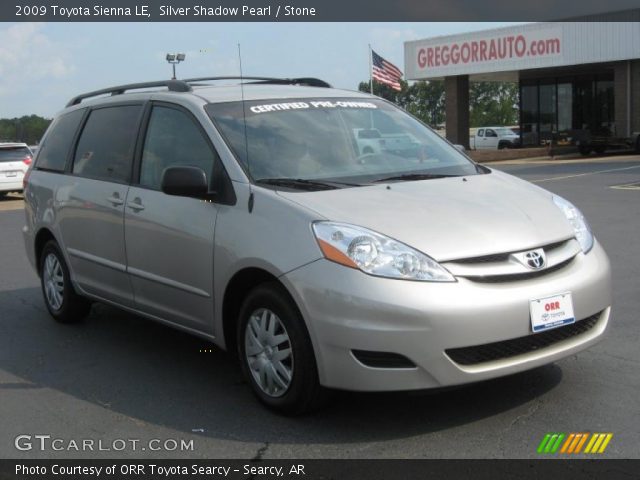2009 Toyota Sienna LE in Silver Shadow Pearl