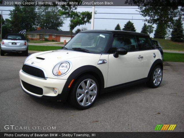 2010 Mini Cooper S Hardtop in Pepper White