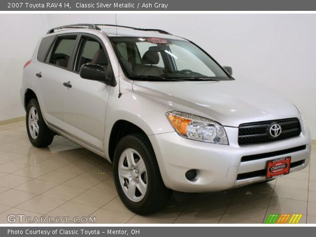 2007 Toyota RAV4 I4 in Classic Silver Metallic