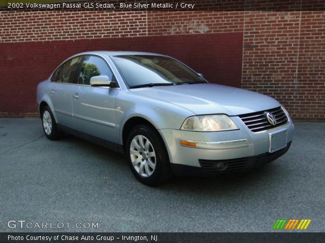 2002 Volkswagen Passat GLS Sedan in Blue Silver Metallic
