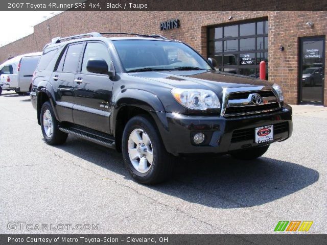 2007 Toyota 4Runner SR5 4x4 in Black