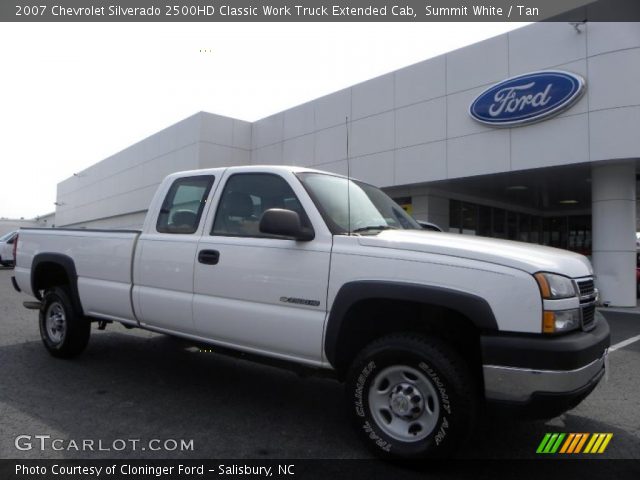 2007 Chevrolet Silverado 2500HD Classic Work Truck Extended Cab in Summit White