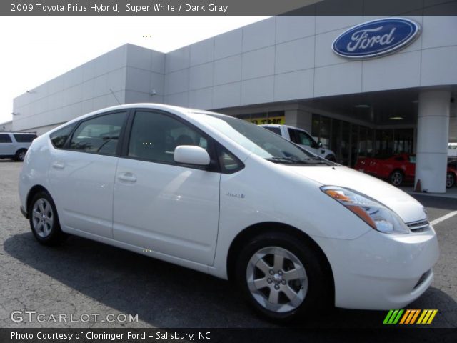 2009 Toyota Prius Hybrid in Super White