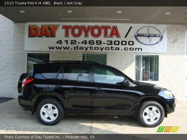 2010 Toyota RAV4 I4 4WD in Black