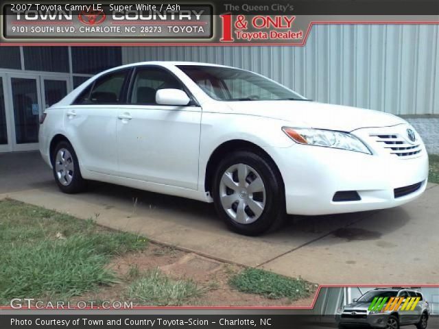 2007 Toyota Camry LE in Super White