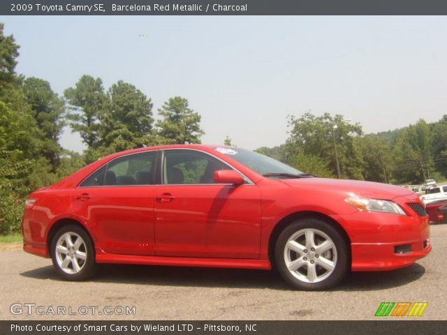 2009 Toyota Camry SE in Barcelona Red Metallic