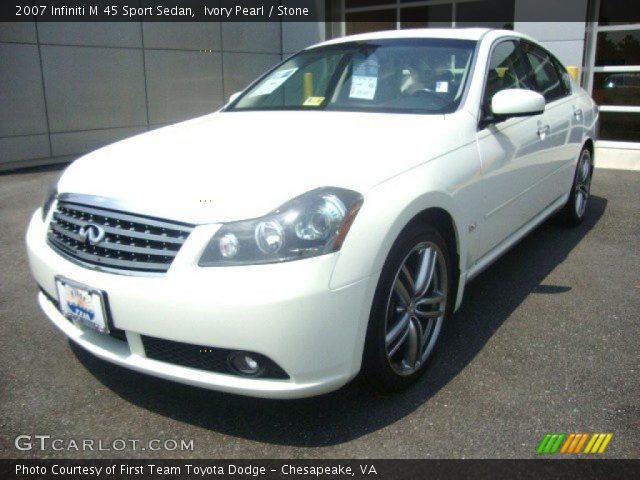 2007 Infiniti M 45 Sport Sedan in Ivory Pearl