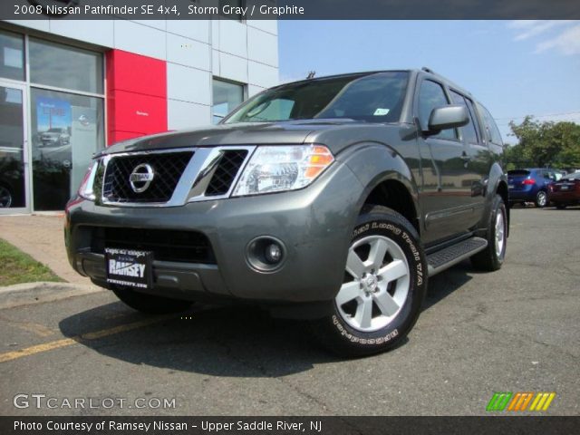 2008 Nissan Pathfinder SE 4x4 in Storm Gray