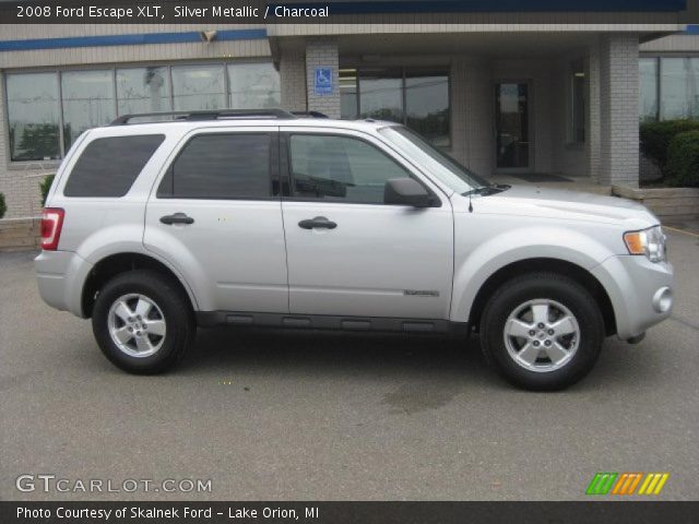 2008 Ford Escape XLT in Silver Metallic
