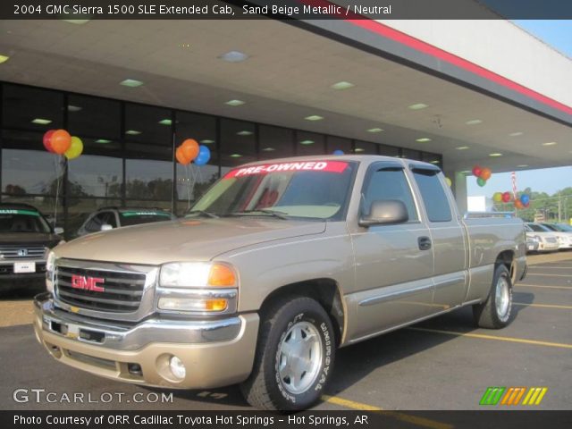 2004 GMC Sierra 1500 SLE Extended Cab in Sand Beige Metallic