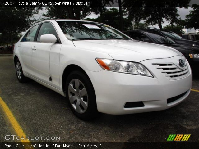 2007 Toyota Camry CE in Super White