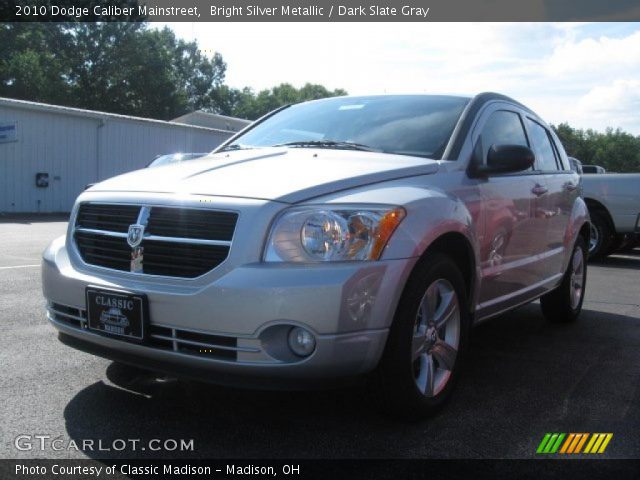 2010 Dodge Caliber Mainstreet in Bright Silver Metallic