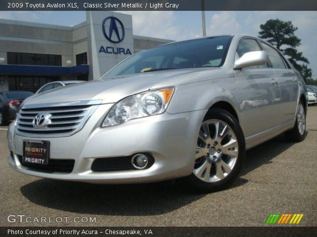 2009 Toyota Avalon XLS in Classic Silver Metallic