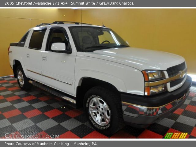 2005 Chevrolet Avalanche Z71 4x4 in Summit White