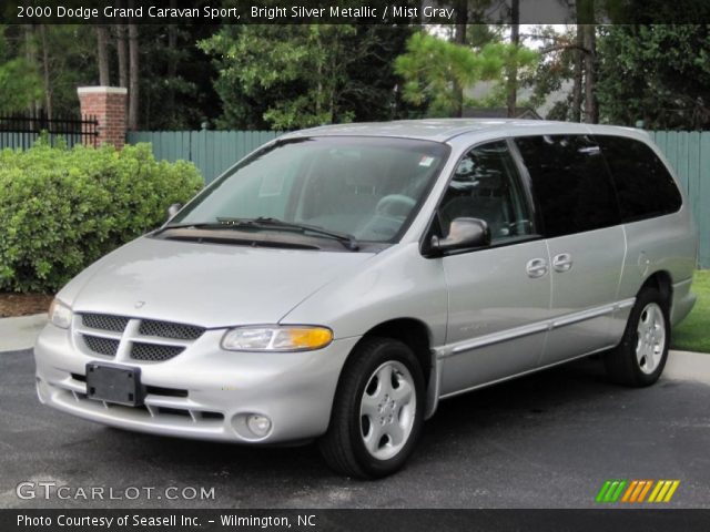 2000 Dodge Grand Caravan Sport in Bright Silver Metallic