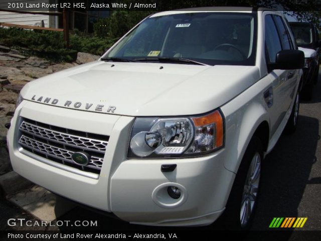2010 Land Rover LR2 HSE in Alaska White