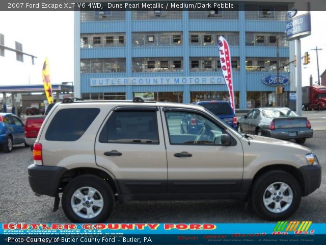 2007 Ford Escape XLT V6 4WD in Dune Pearl Metallic