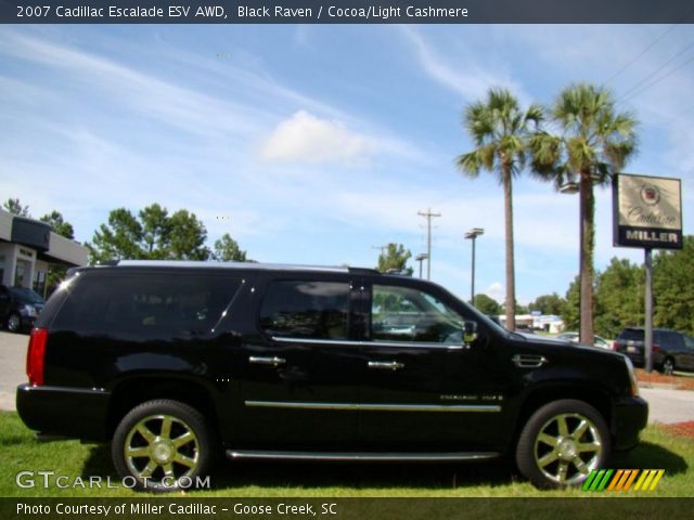 2007 Cadillac Escalade ESV AWD in Black Raven